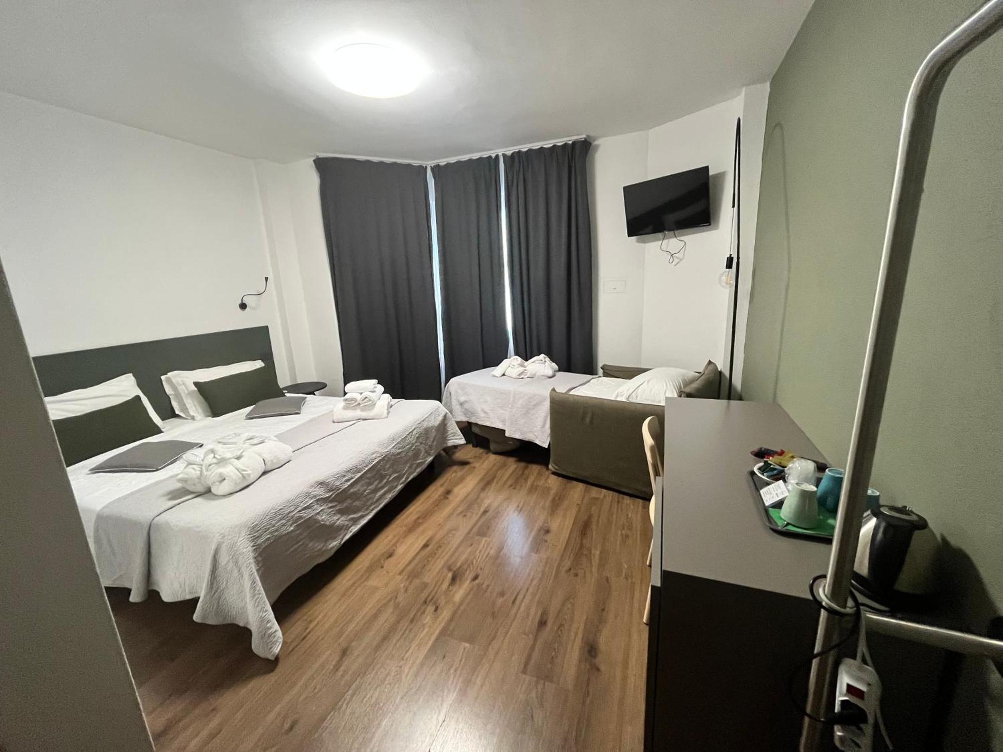 Hotel Oasi Wellness & Spa Riva del Garda Luaran gambar